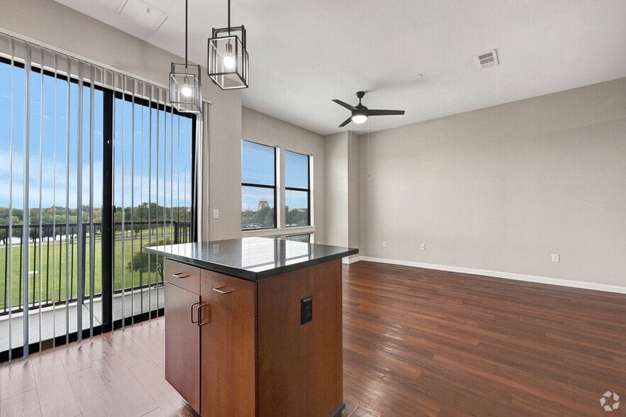 More Photos Of 251 Town Center Ln, Keller Apartments For Lease