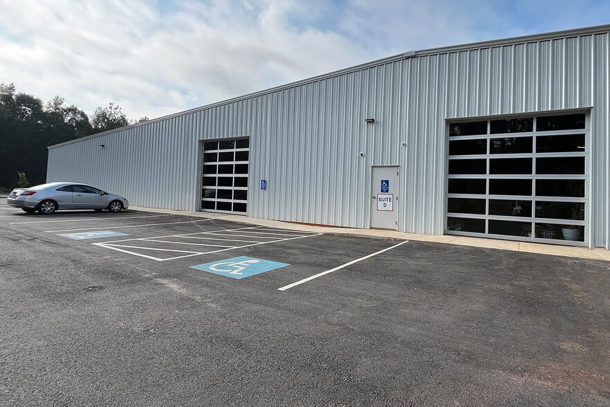 More Photos Of 670 Old Hull, Athens Flex For Lease