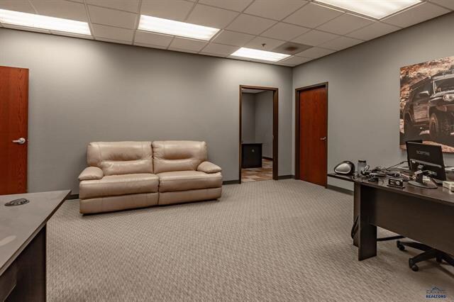 More Photos Of 1151 Industry Rd, Sturgis Manufacturing For Lease