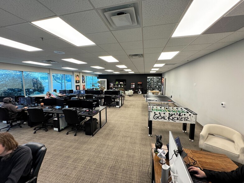 More Photos Of 1371 W Business Park Dr, Orem Office For Lease