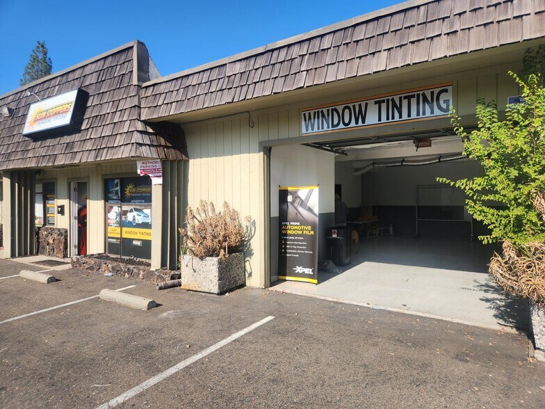 More Photos Of 5841 Fair Oaks Blvd, Carmichael Freestanding For Lease