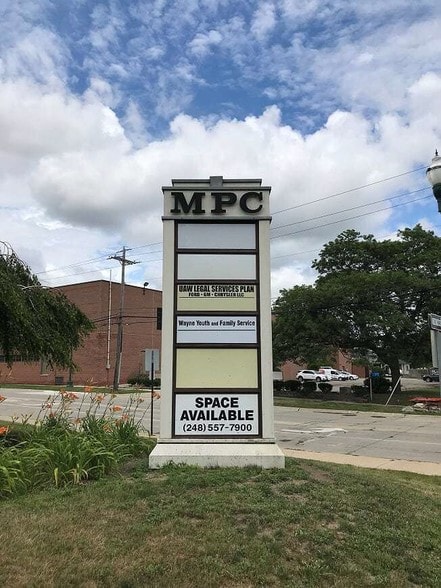 More Photos Of 3850 2nd St, Wayne Coworking Space