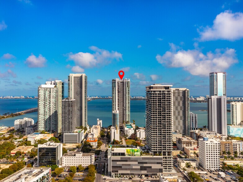 More Photos Of 2955 NE 7th Ave, Miami Storefront Retail Office For Sale