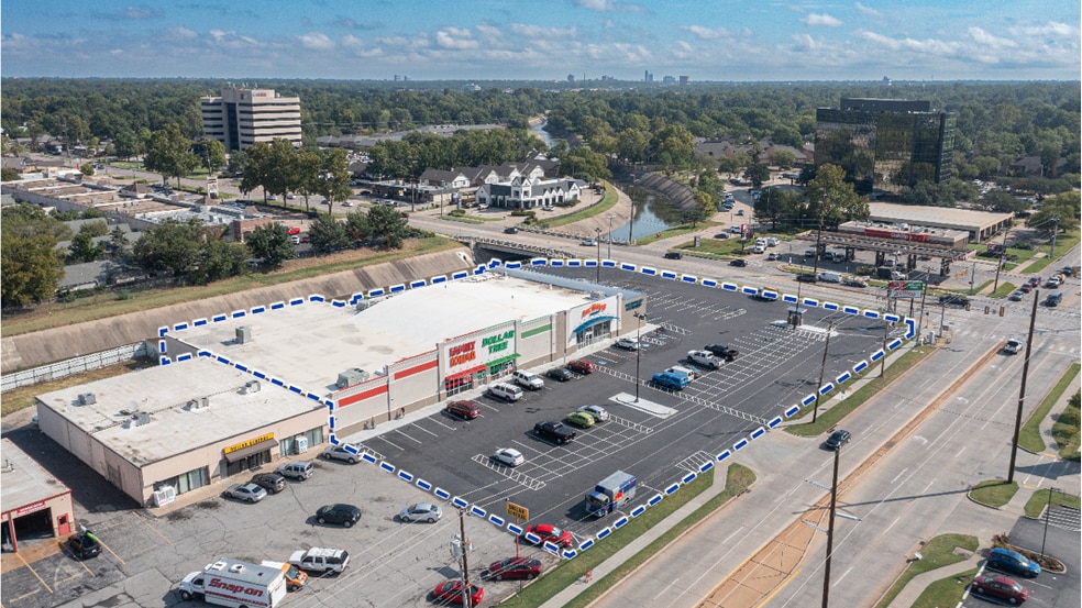 More Photos Of 2235 E 61st St, Tulsa Storefront For Sale