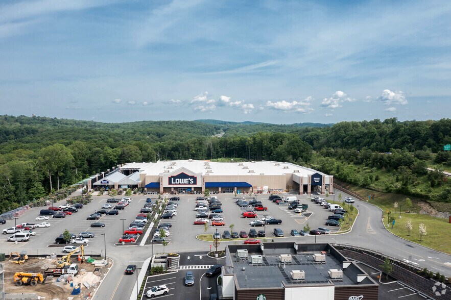 More Photos Of 3200 Crompond Rd, Yorktown Heights General Retail For Sale