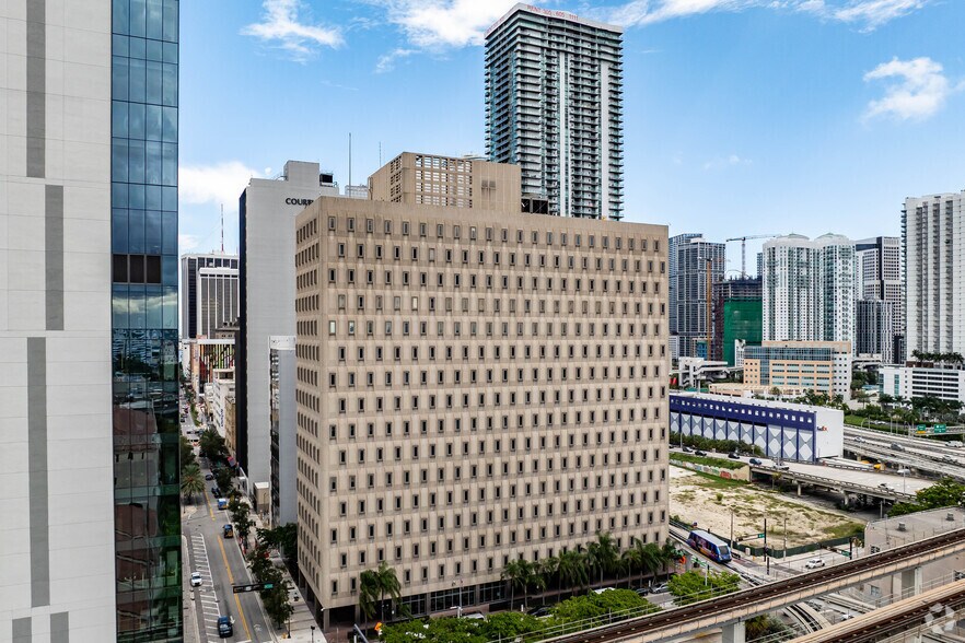More Photos Of 66-68 W Flagler St, Miami Loft Creative Space For Sale