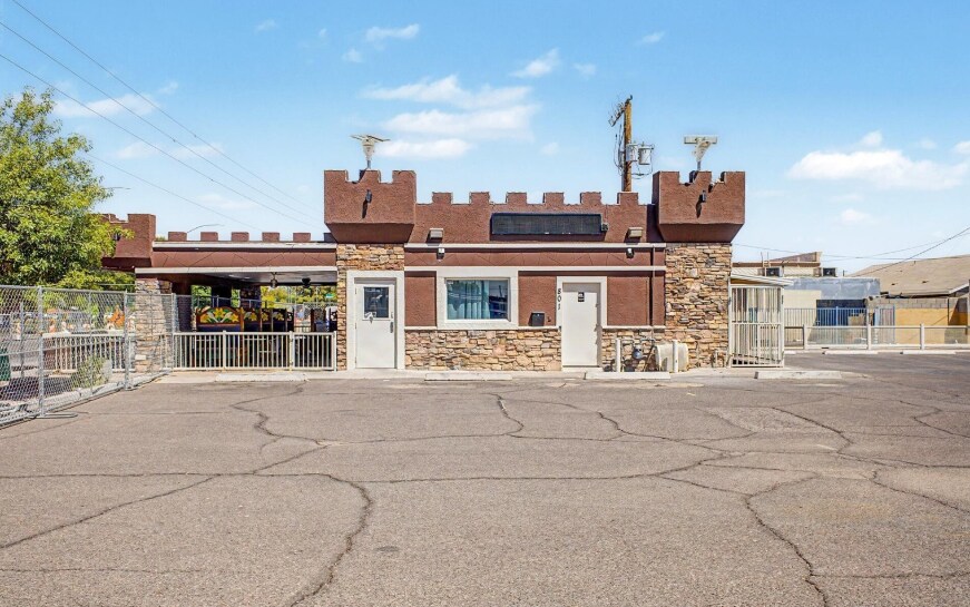 More Photos Of 801 E Broadway Rd, Mesa Fast Food For Sale