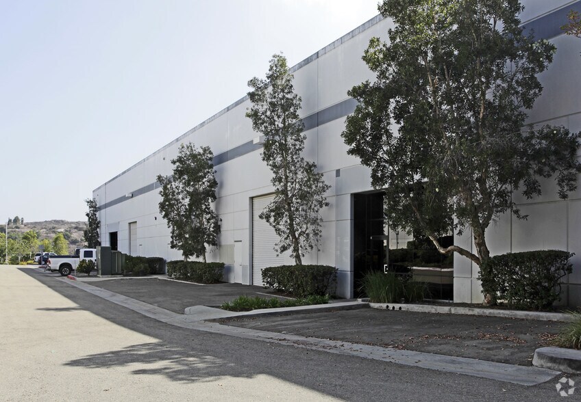 More Photos Of 2865 Executive Pl, Escondido Manufacturing For Lease