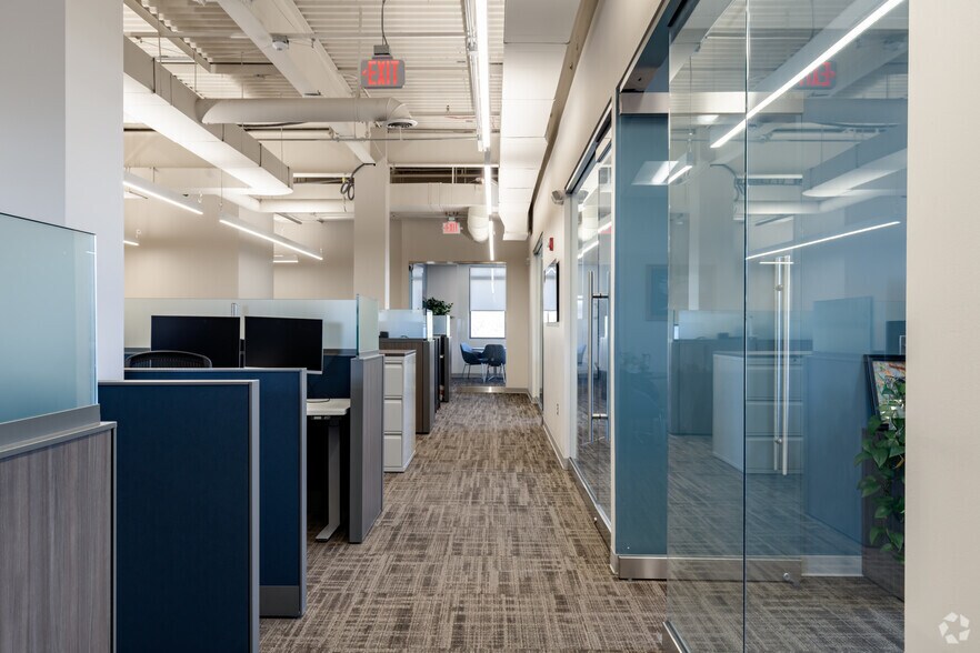More Photos Of 251 Diversion St, Rochester Office For Sale