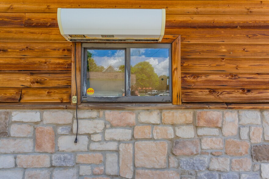 More Photos Of 505 W 9th St, Chickamauga Fast Food For Sale