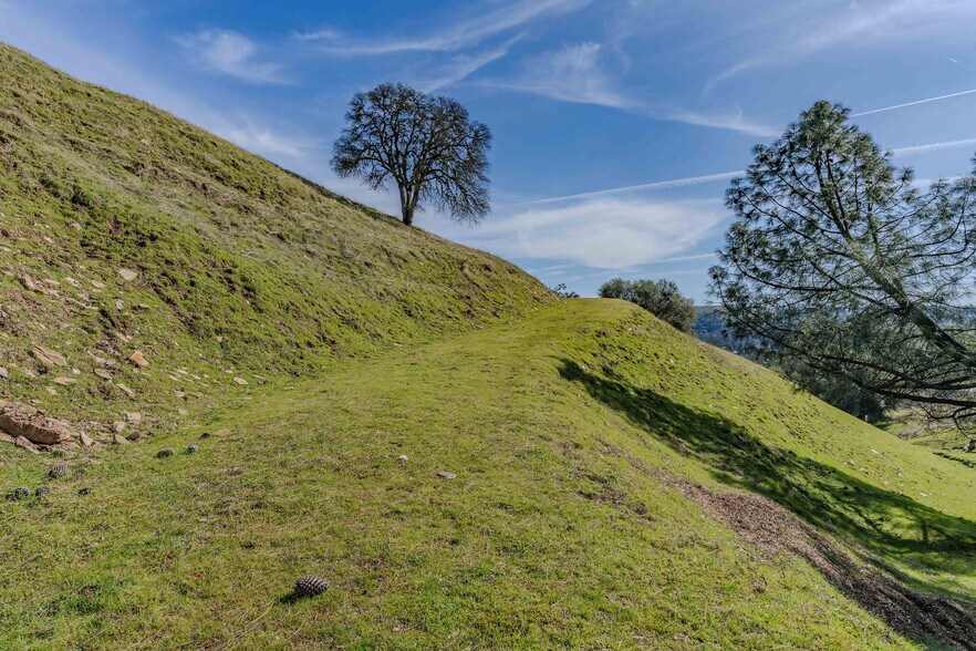 More Photos Of Old Highway 49, Sutter Creek Land For Sale
