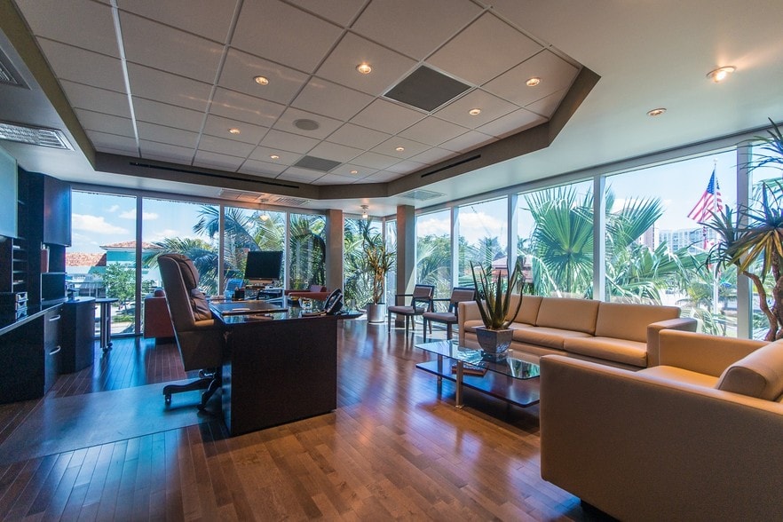 More Photos Of 1510 SE 17th St, Fort Lauderdale Office For Lease