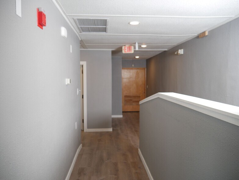 More Photos Of 224 S Main St, Zumbrota General Retail For Lease