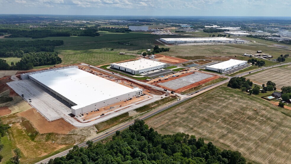 Primary Photo Of 4175 Guthrie Hwy, Clarksville Unknown For Lease