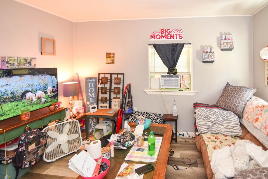 More Photos Of 128 S Philadelphia Blvd, Aberdeen Apartments For Sale