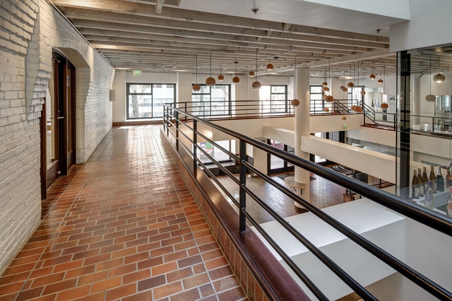 More Photos Of 308 SW 1st Ave, Portland Office For Lease