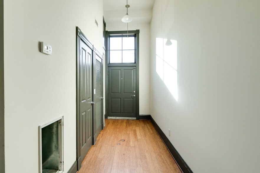 More Photos Of 712 Grove Ave, Petersburg Apartments For Sale