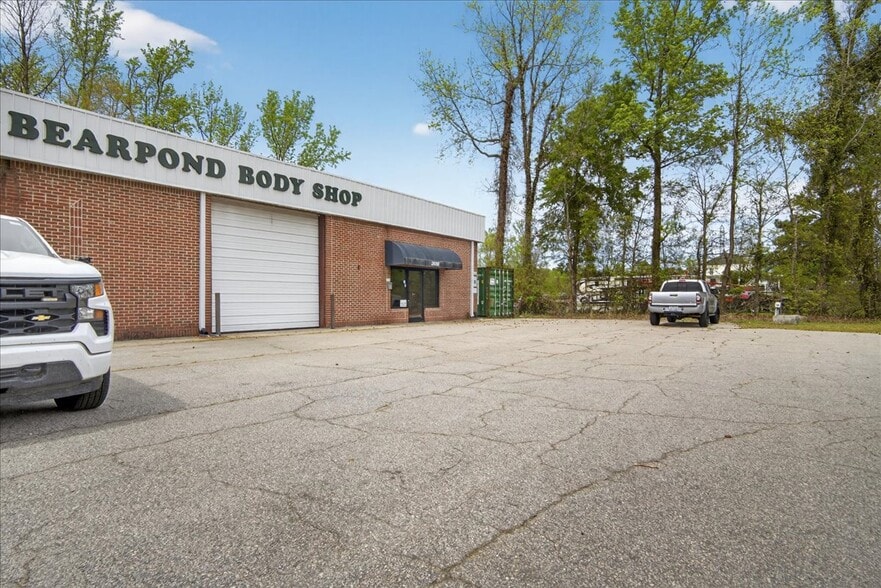 More Photos Of 3688 Raleigh Rd, Henderson Office For Sale