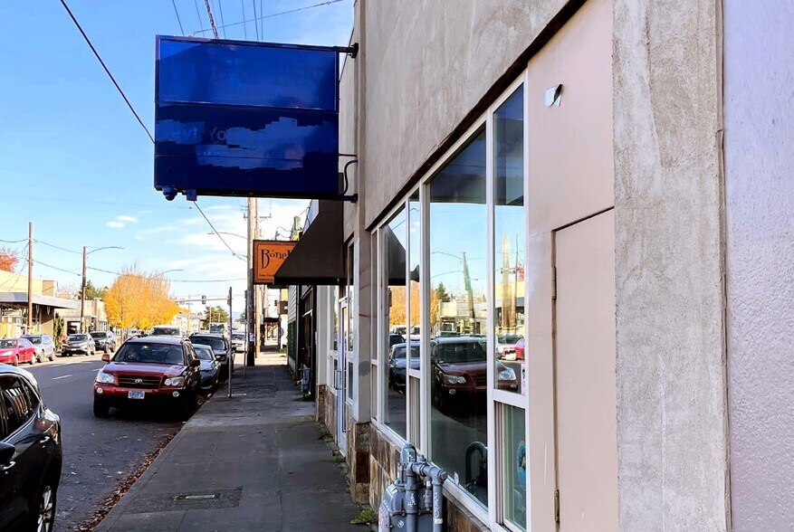 More Photos Of 8028 SE Stark St, Portland Storefront For Sale