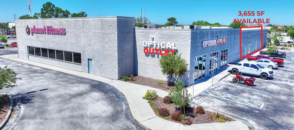 More Photos Of 9 Eagle Ridge Dr, Lake Wales Freestanding For Lease