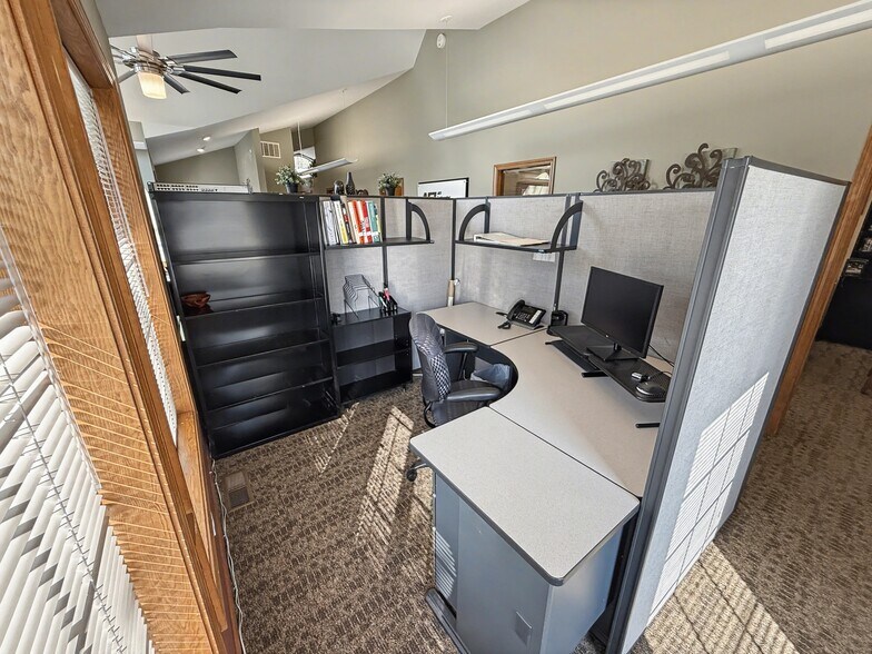 More Photos Of 1038 W Davidson Ave, Coeur d'Alene Office For Sale