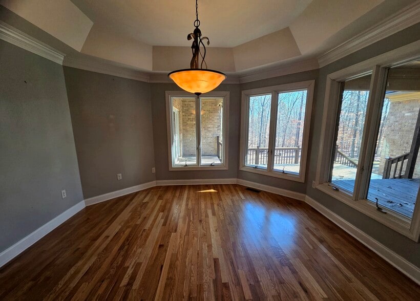 More Photos Of 113 Quiet Cove, Mooresville Office For Lease