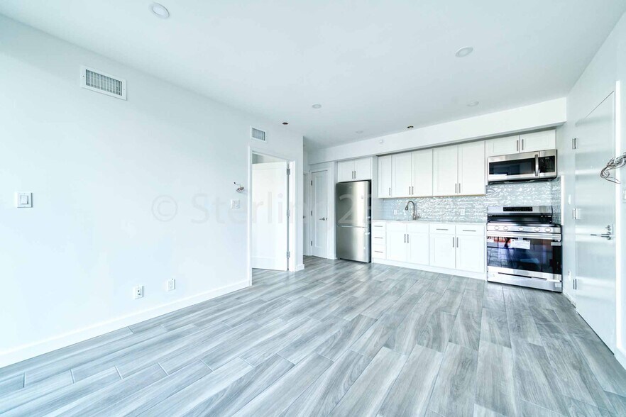 More Photos Of 3107 31st Ave, Astoria Apartments For Sale