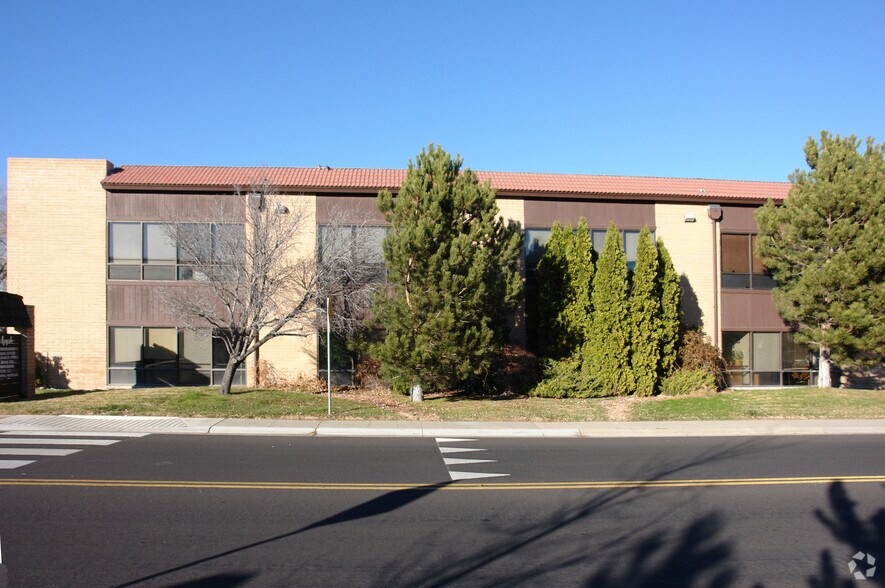 More Photos Of 445 Apple St, Reno Office For Lease