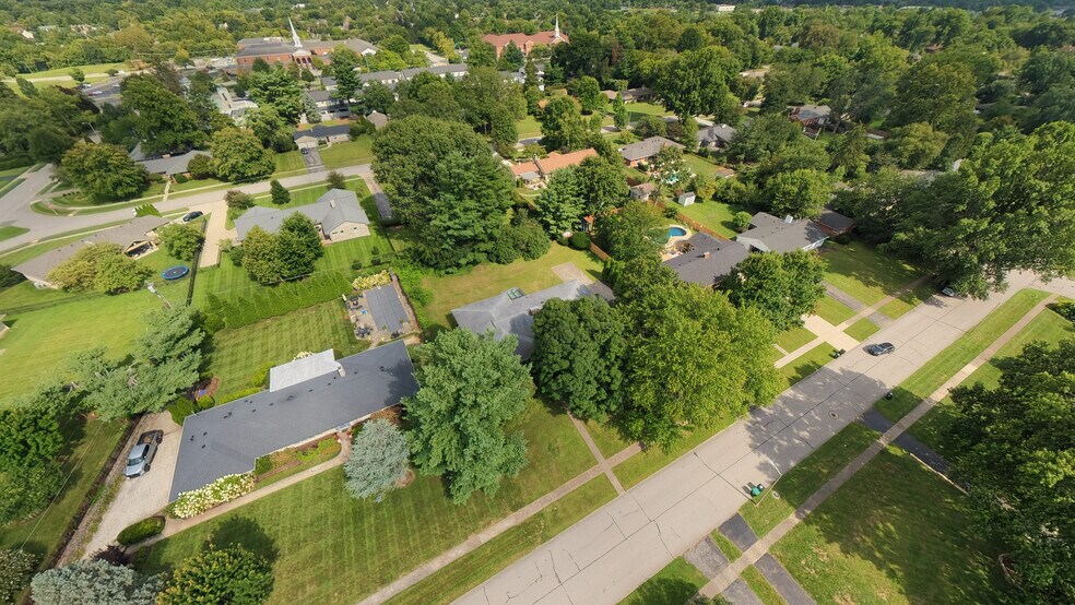More Photos Of 3025 Breckenwood Dr, Lexington Multifamily For Sale