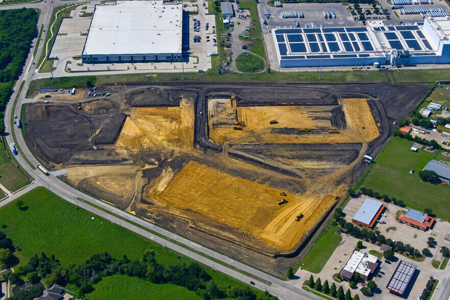 More Photos Of 101 S Clay Rd, Sunnyvale Warehouse For Lease