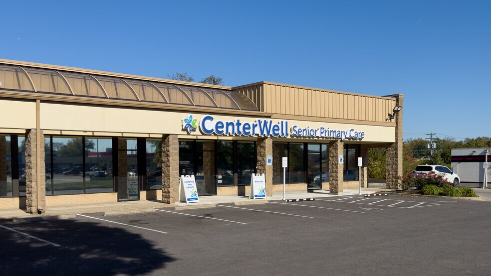 More Photos Of 2307-2375 Nicholasville Rd, Lexington Unknown For Lease