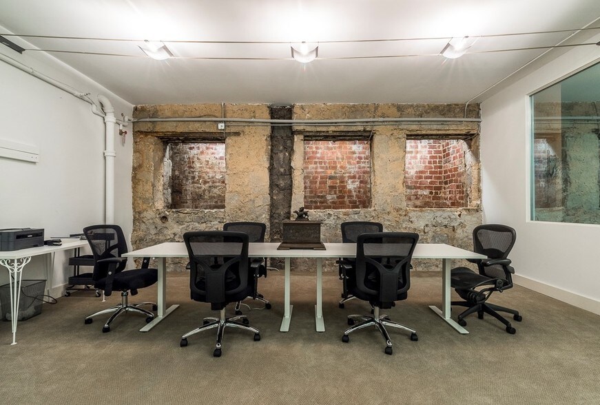 More Photos Of 675 Seminole Ave NE, Atlanta Office For Sale