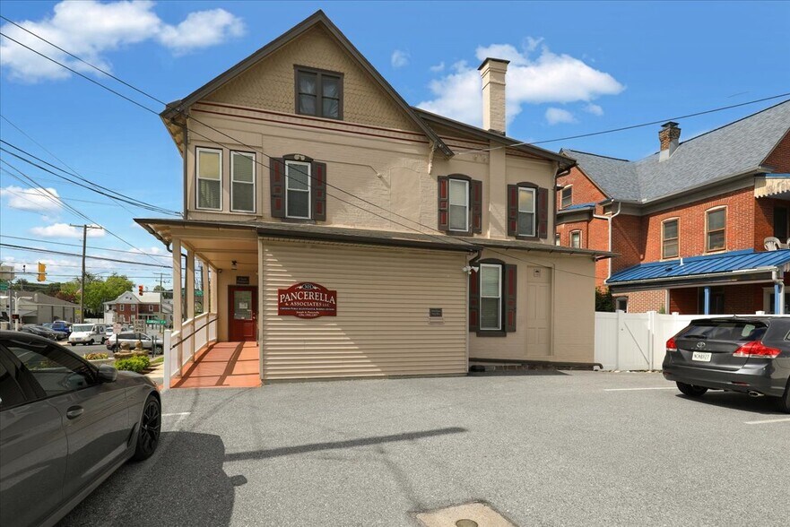 More Photos Of 301 W Lancaster Ave, Shillington Office For Sale