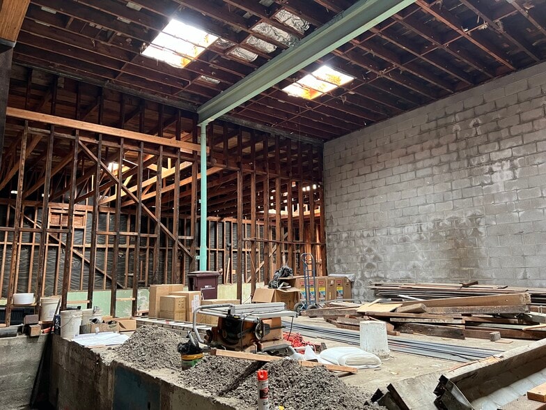 More Photos Of 6410-6416 Telegraph Ave, Oakland Storefront For Lease