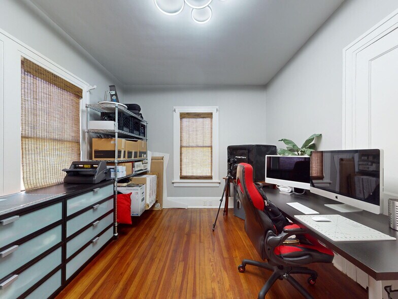 More Photos Of 215 Washington st, New Smyrna Beach Office Residential For Sale