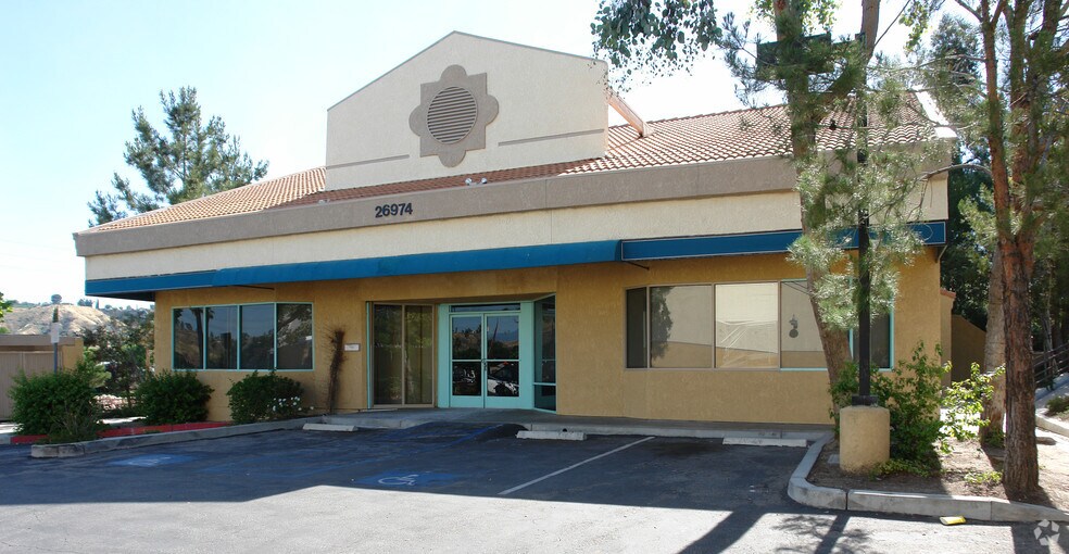 Primary Photo Of 26970-26974 Rainbow Glen Dr, Santa Clarita Freestanding For Lease