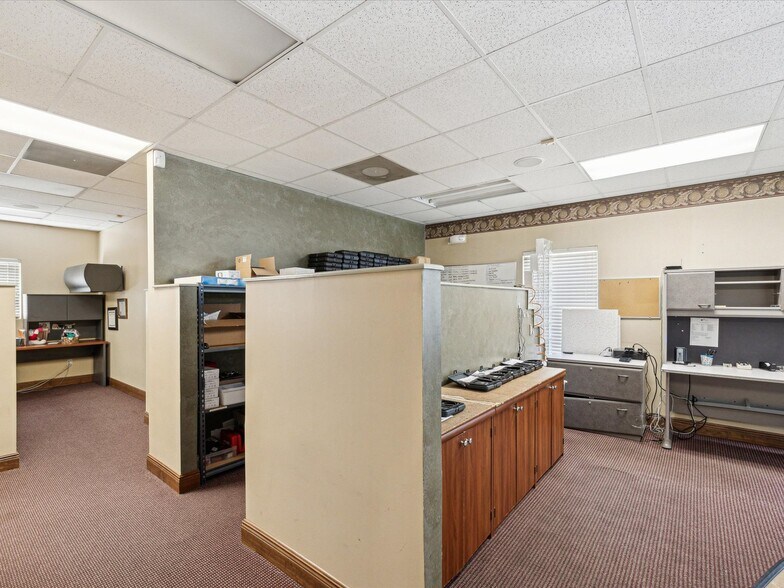 More Photos Of 2965 Roosevelt Blvd, Clearwater Office For Lease