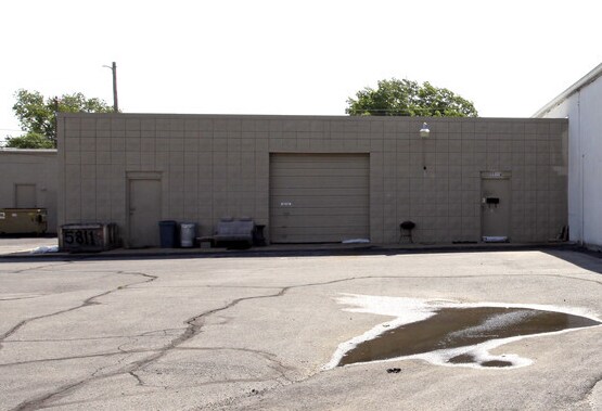 More Photos Of 5811 S Owasso Ave, Tulsa Warehouse For Sale