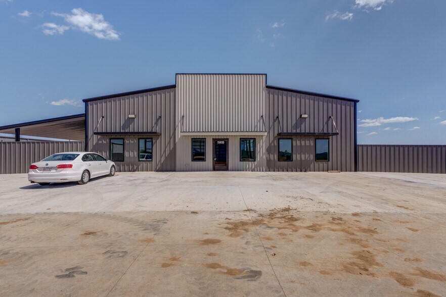 More Photos Of 11419 CR 2220, Lubbock Warehouse For Sale