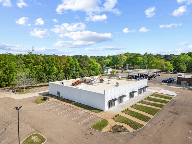 More Photos Of 6020 I 55 N, Jackson Restaurant For Lease