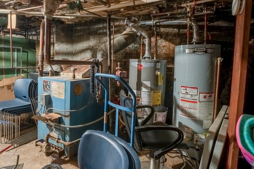 More Photos Of , Baltimore General Retail For Sale