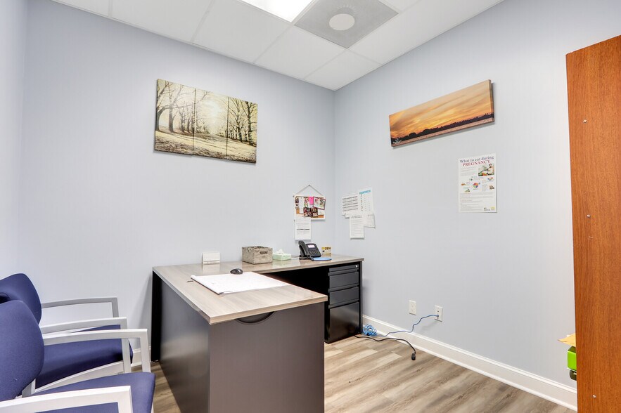 More Photos Of 1405 SE Goldtree Dr, Port Saint Lucie Medical For Lease