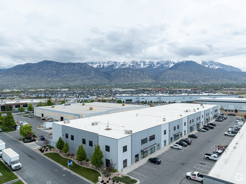 More Photos Of 142 N 1800 W, Lindon Warehouse For Lease