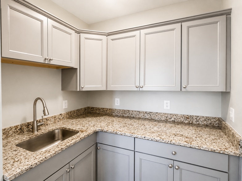 More Photos Of 18 Caprera Rd, Worcester Apartments For Sale