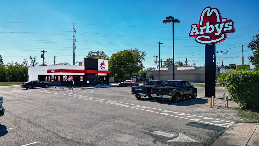 More Photos Of 905 Pat Booker Rd, Universal City Fast Food For Lease