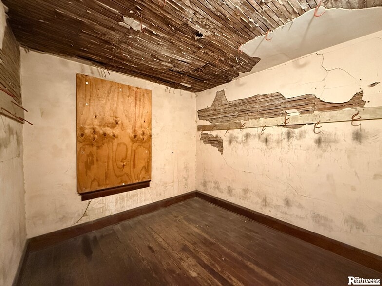 More Photos Of 1058 S Florida Ave, Lakeland Storefront Retail Office For Sale