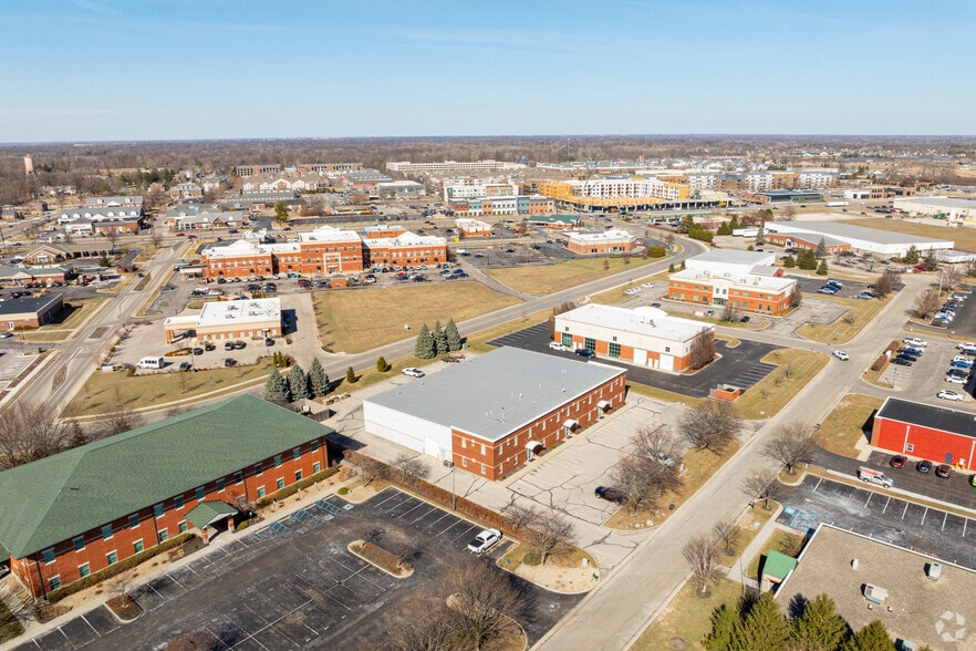 More Photos Of 9150 Harrison Park Ct, Indianapolis Light Distribution For Lease