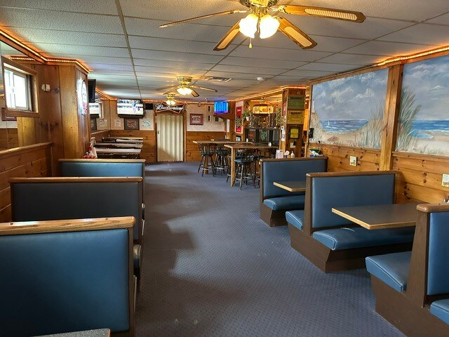 More Photos Of 407-411 N Main St, Mansfield Storefront Retail Residential For Sale