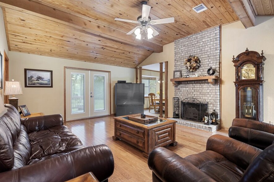 More Photos Of 3011 County Road 314, Rockdale Land For Sale