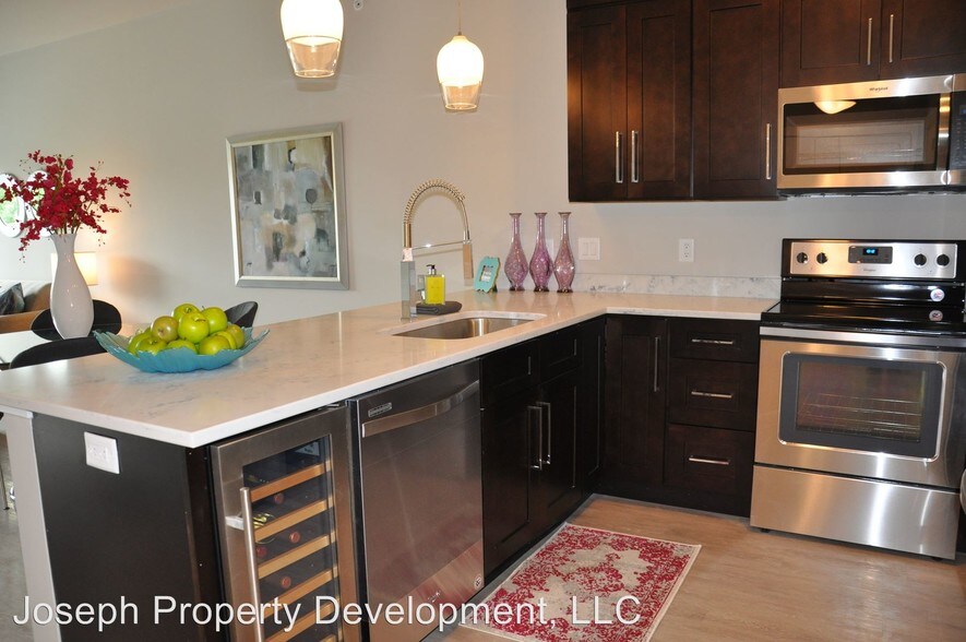 More Photos Of 4175 N Oakland Ave, Shorewood Multifamily For Sale